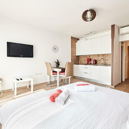 Studio Apartman Lena 乌马格 外观 照片